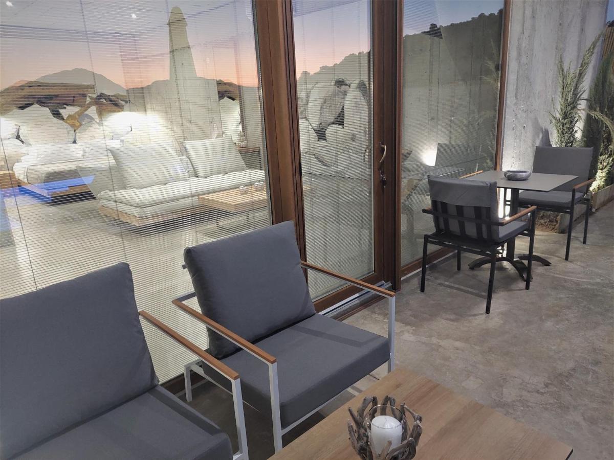 Marnos Luxury Villas Kamilari Exterior photo