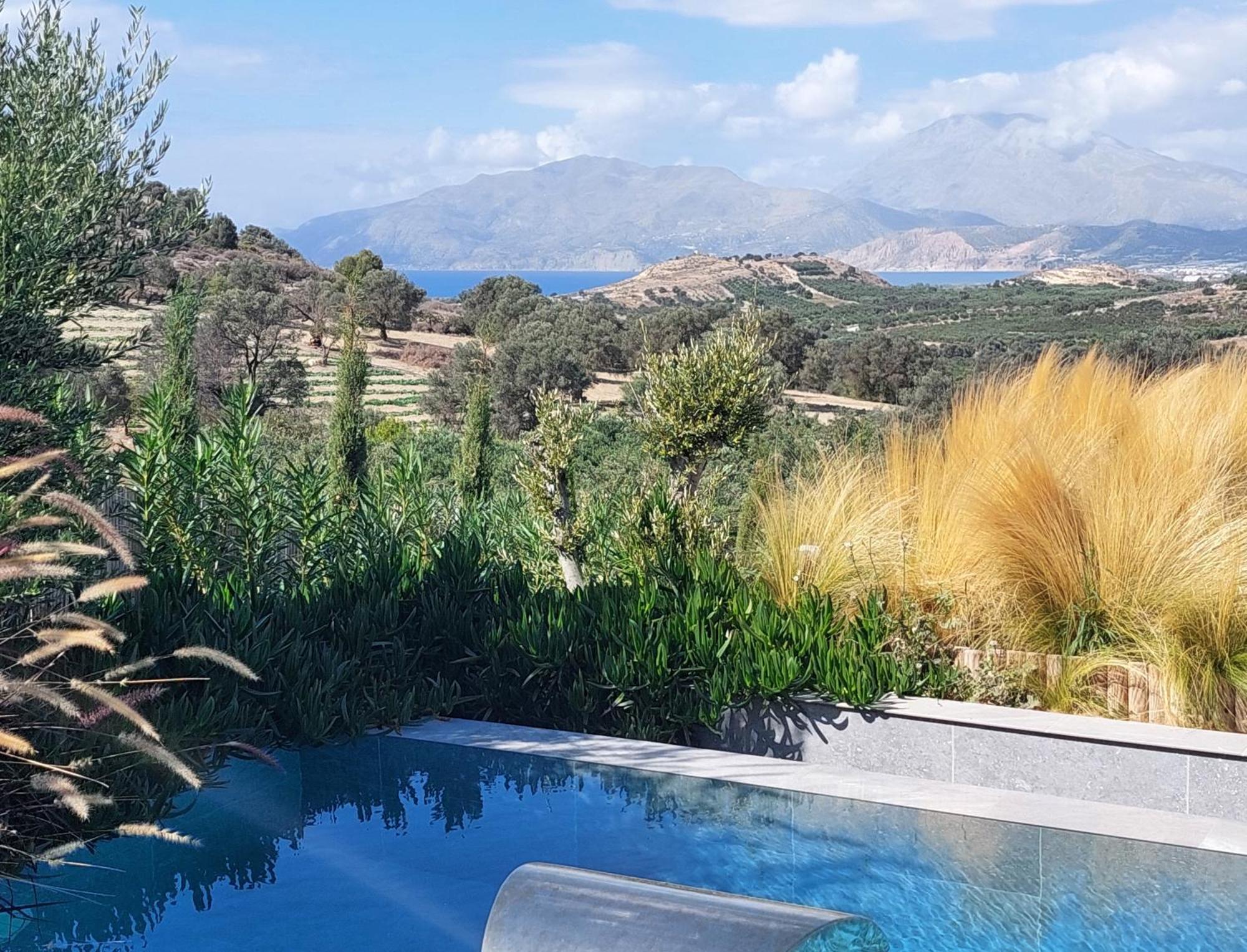 Marnos Luxury Villas Kamilari Exterior photo