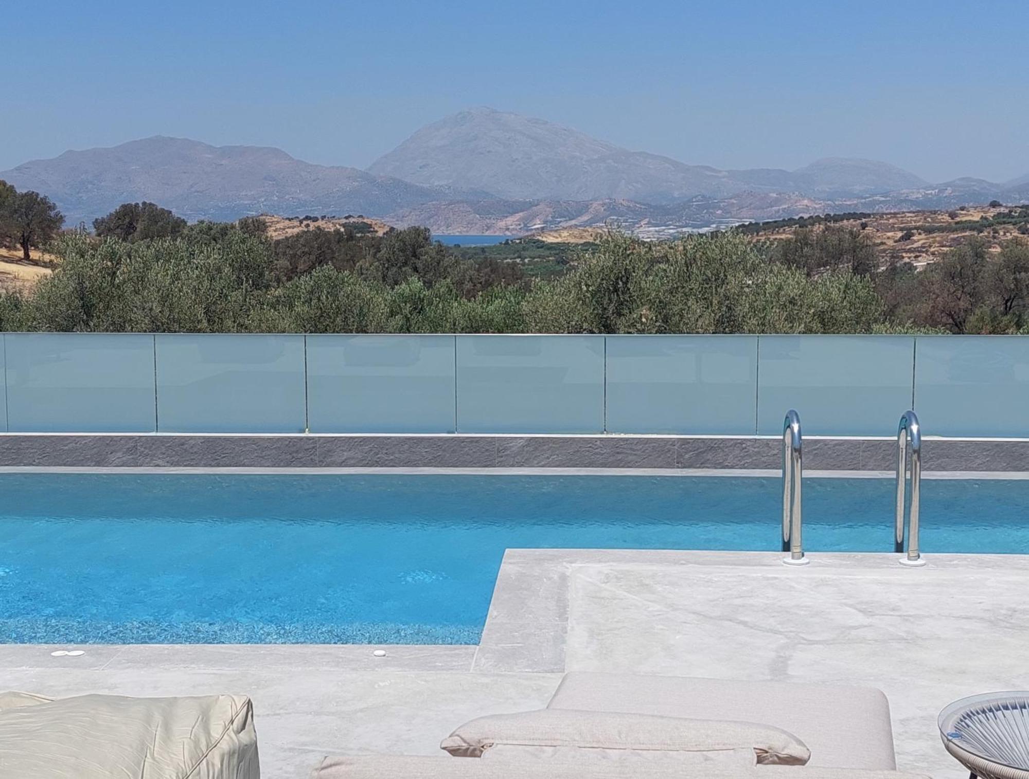 Marnos Luxury Villas Kamilari Exterior photo