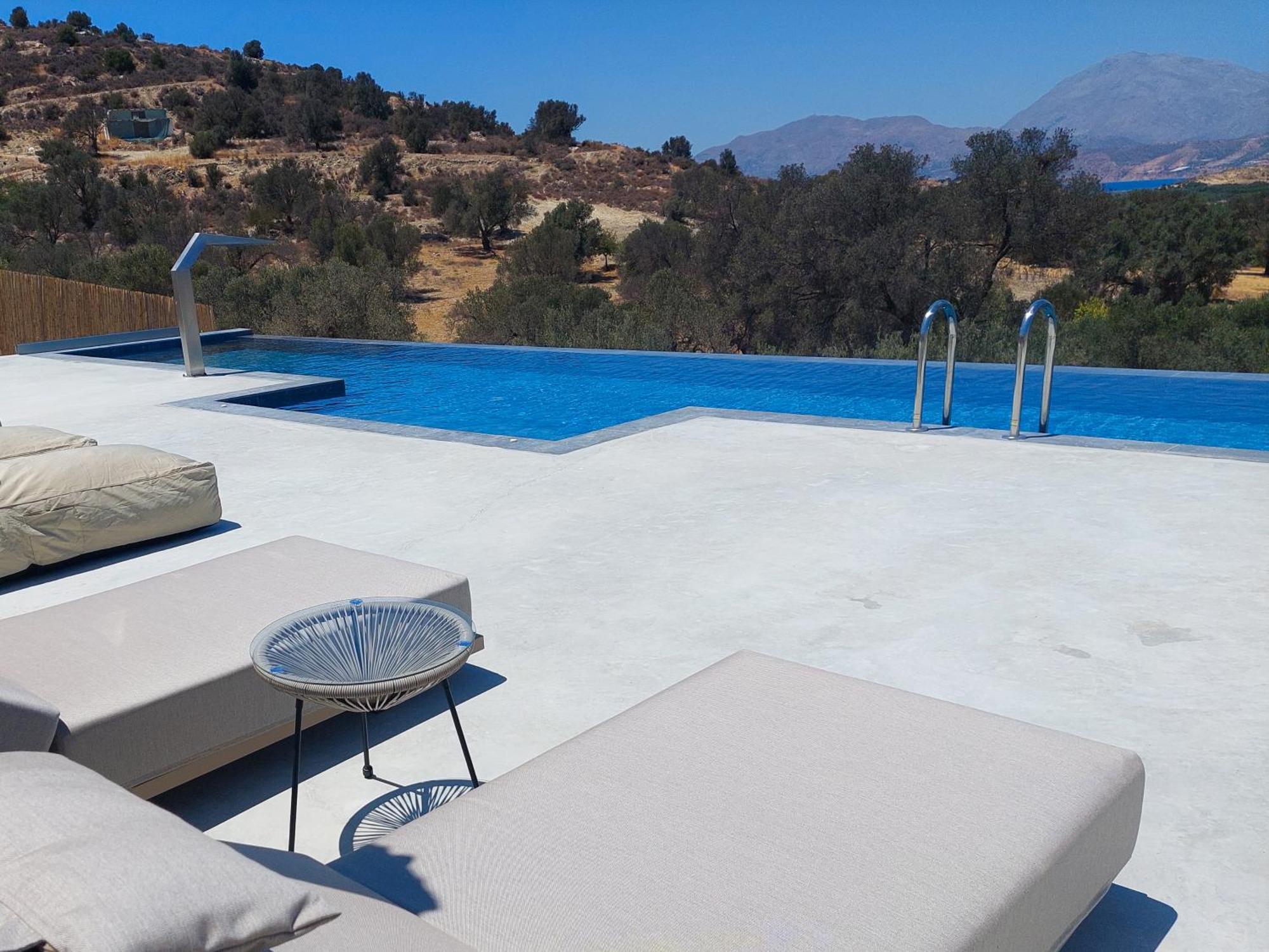 Marnos Luxury Villas Kamilari Exterior photo