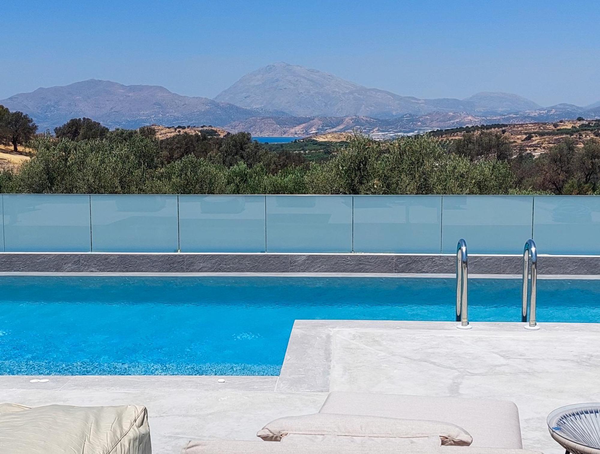 Marnos Luxury Villas Kamilari Exterior photo