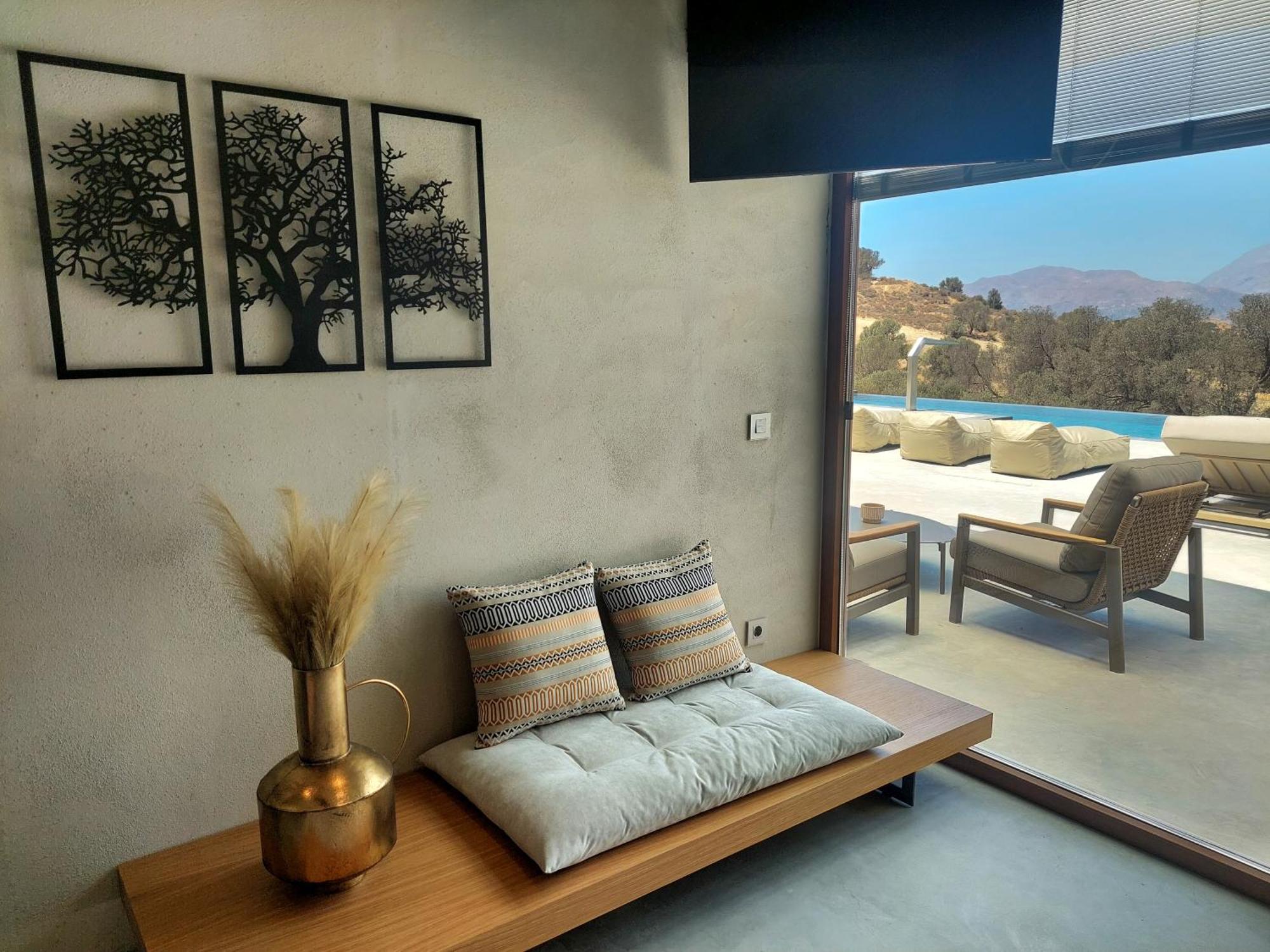 Marnos Luxury Villas Kamilari Exterior photo